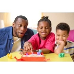 Kinetic Sand Sandy Farm Set