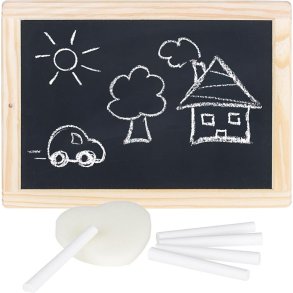 Tavle med kridt og svamp