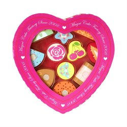 Legemad i tr - sm kager i hjerteboks til brn