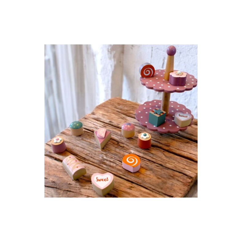 Magni ⎸ Kagefad i tr�  med 12 sm� kager - Rosa