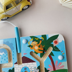 Vilac &#9144; Magnetisk labyrint i tr 