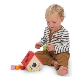 Puttekasse med klodser, Fuglehus i tr